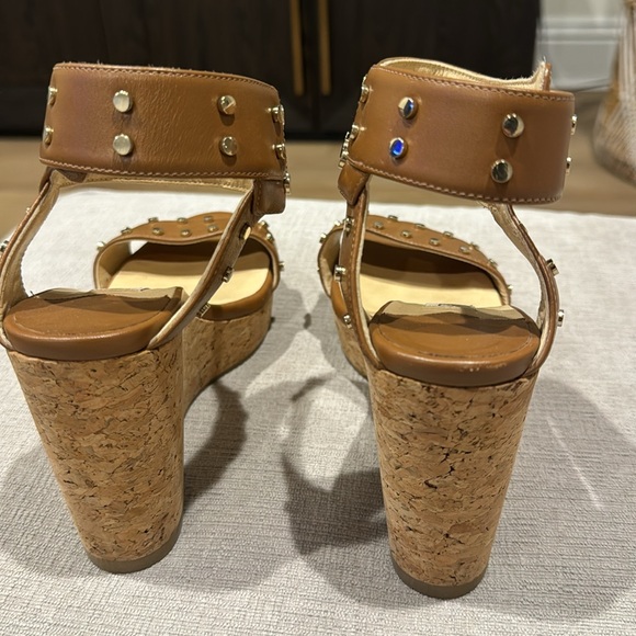 ⭐️ JIMMY CHOO ⭐️ WEDGES W/ GOLD STUDS - Picture 5 of 8